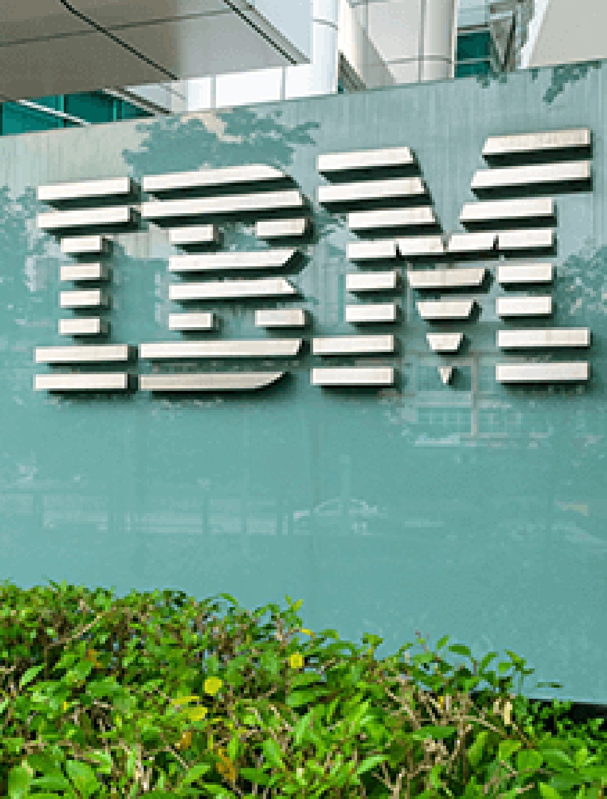 Article Image - IBM Announces Planned Acquisition of Promontory to Transform Regulatory Compliance with Watson