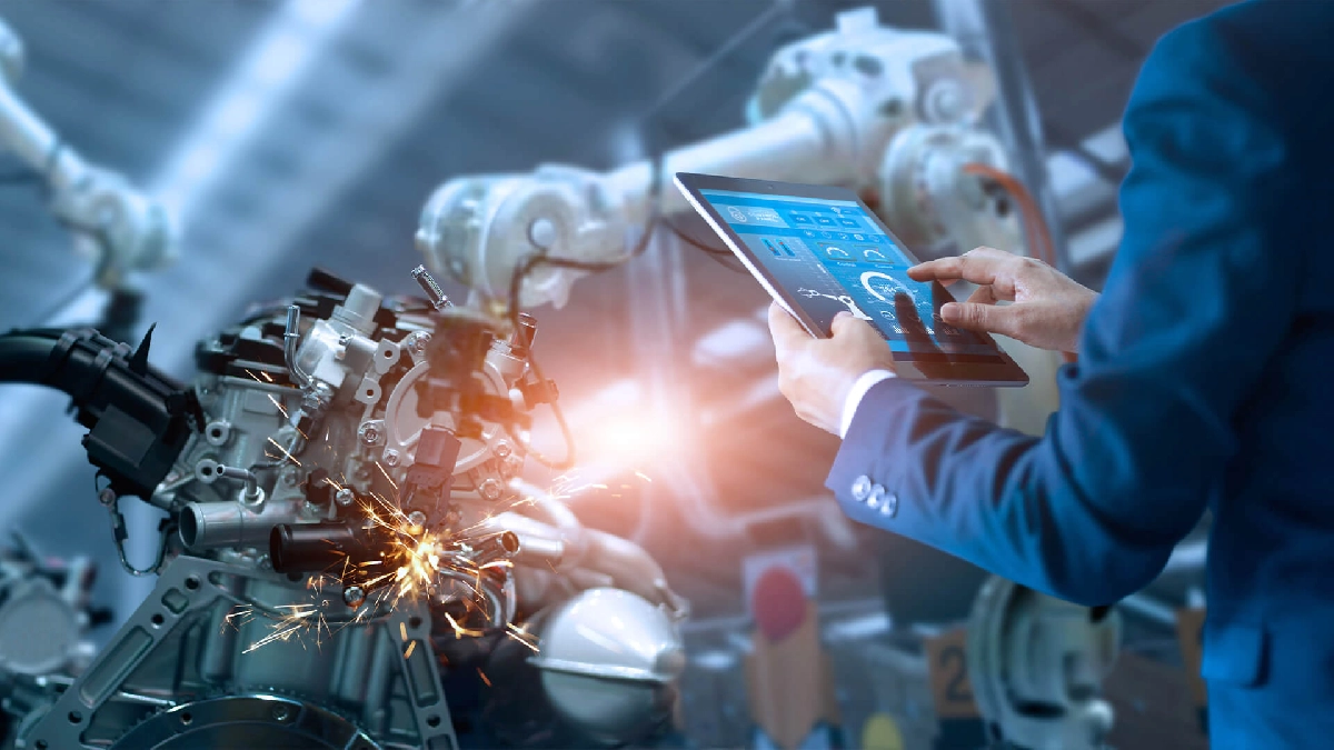 Article Image - How Smart Technology is Helping the Manufacturing Industry