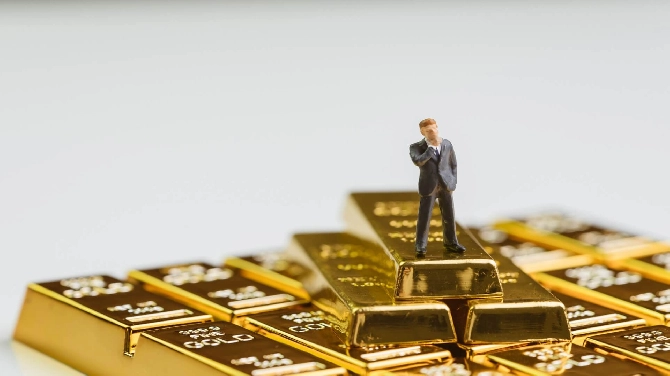 Why Every Entrepreneur Should Invest In A Gold IRA