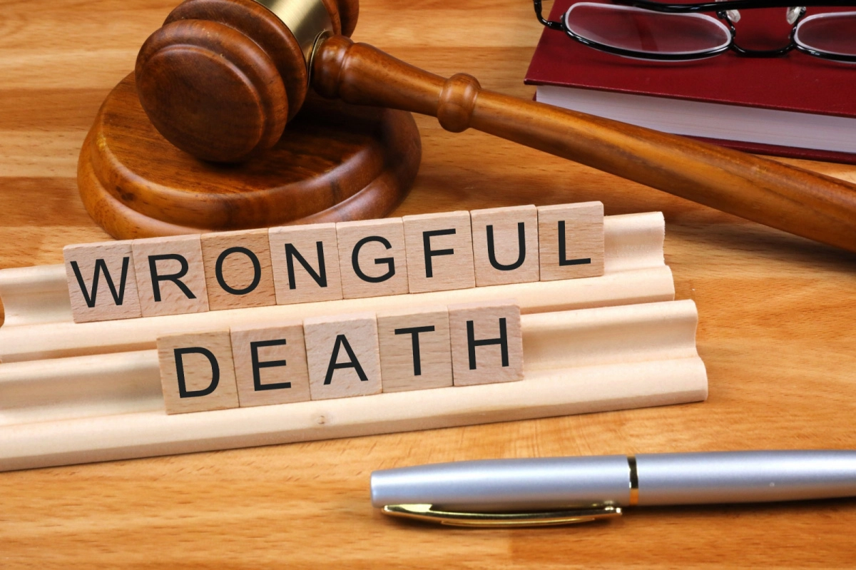 Article Image - 7 Ways Hiring a Lawyer for a Wrongful Death Case Can Be Beneficial