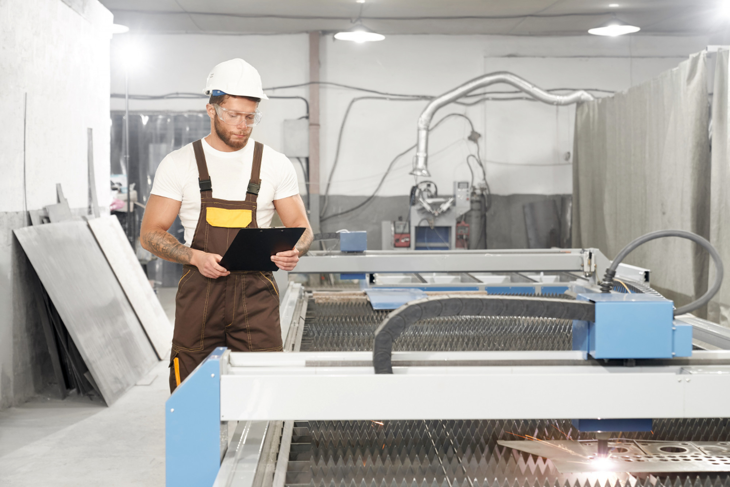 Article Image - How Water Jet Technology Enhances Innovation in Modern Manufacturing