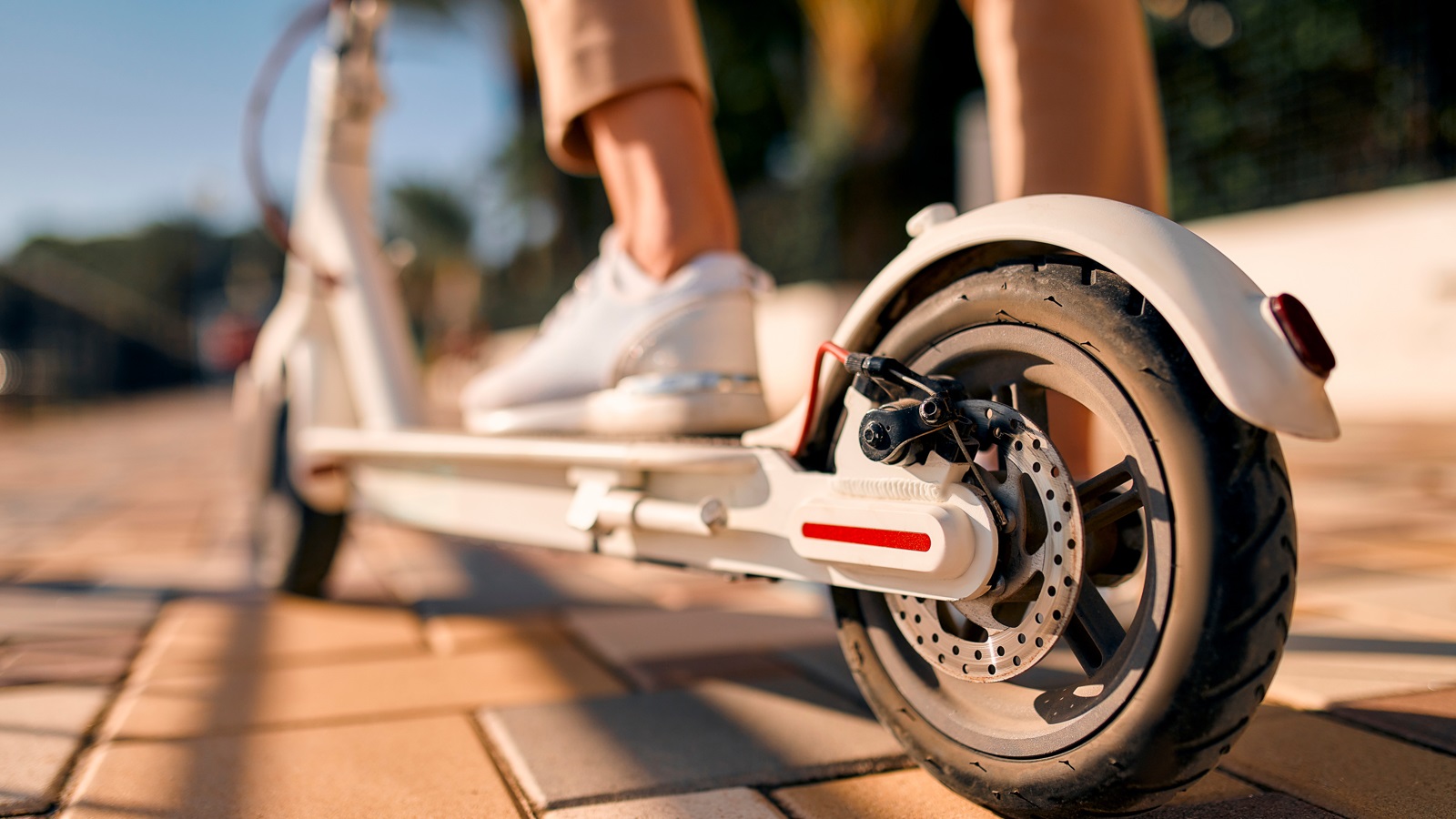 Article Image - The Growing Role of E-Scooters in Chicago’s Transportation Landscape
