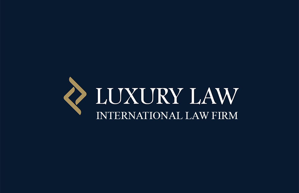 Winner Image - Luxury Law