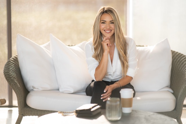 Winner Image - Christine Gomolka