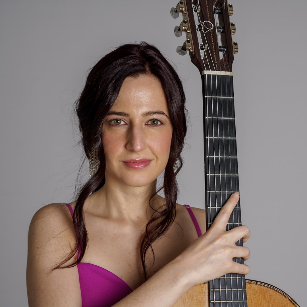 Winner small image - Elena Ortega